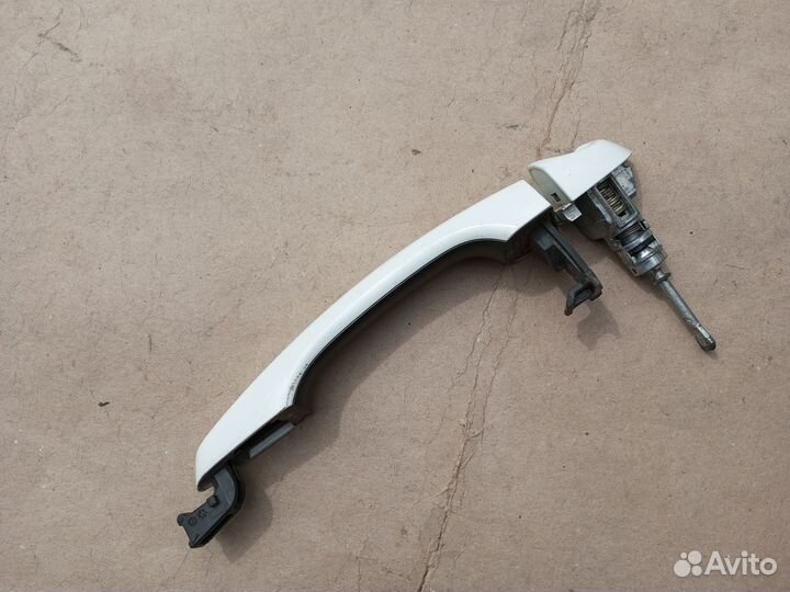 Hyundai Solaris 2 ручка двери