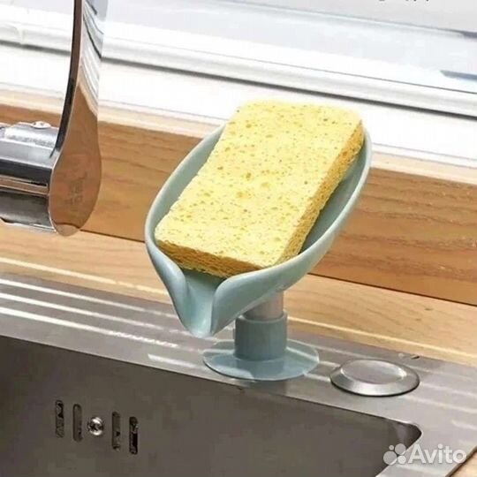 Мыльница со сливом на присоске новая