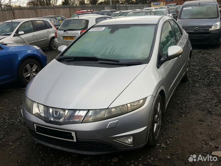 Honda Civic 5D 1,8 Робот R18a2 на запчасти разбор
