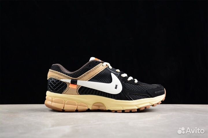 Nike zoom vomero 5 off white