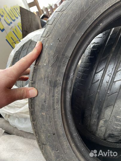 Bridgestone 613V 235/50 R18