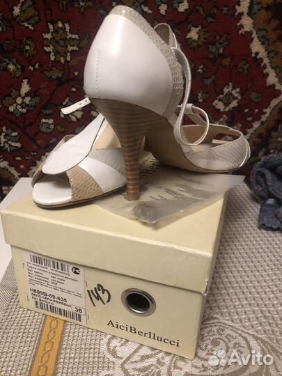 Босоножки, туфли женские