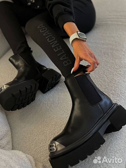 Крутые лосины balenciaga. Худи