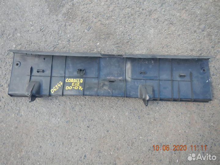 Обшивка багажника Toyota Corolla E12 2001-2006