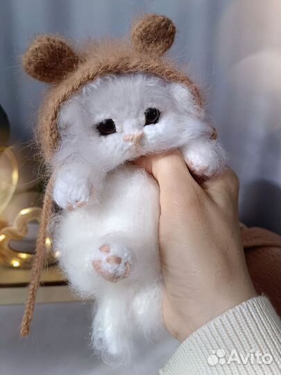 Вязаный котёнок