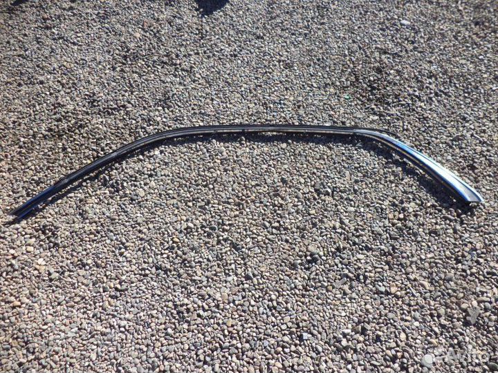 Молдинг левый Honda Inspire UA2 G25A 1996/3