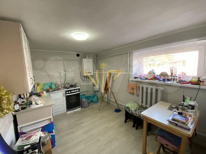 Дом 180 м² на участке 6 сот.