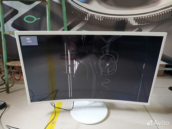 Монитор Samsung LC32F391FWI (Разбор)(По запчастям)