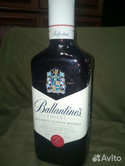 Пустые бутылки из под алкоголя