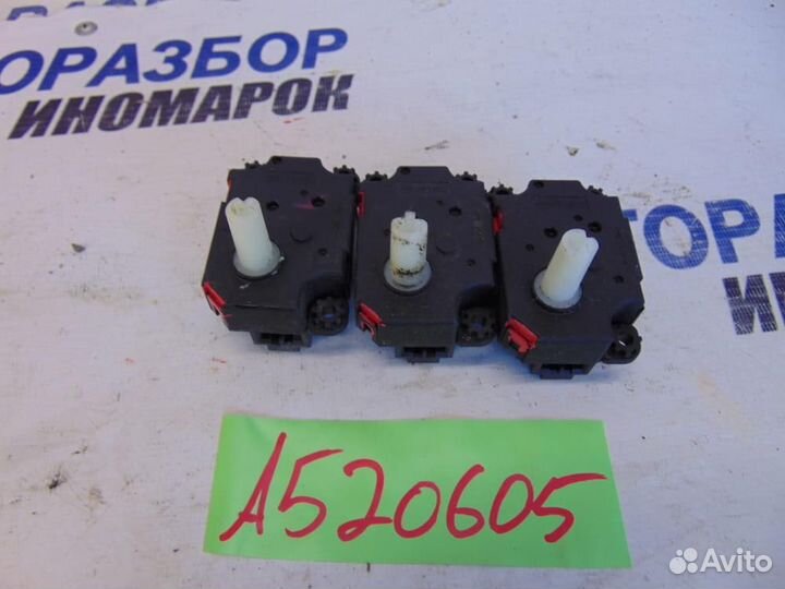 Моторчик заслонки печки для Mitsubishi Outlander 2