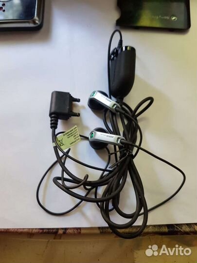 Телефон Sony Ericsson K660i