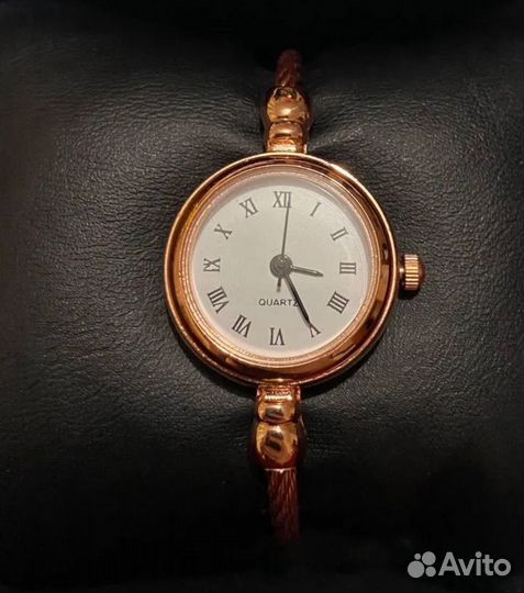 Часы позолоченные