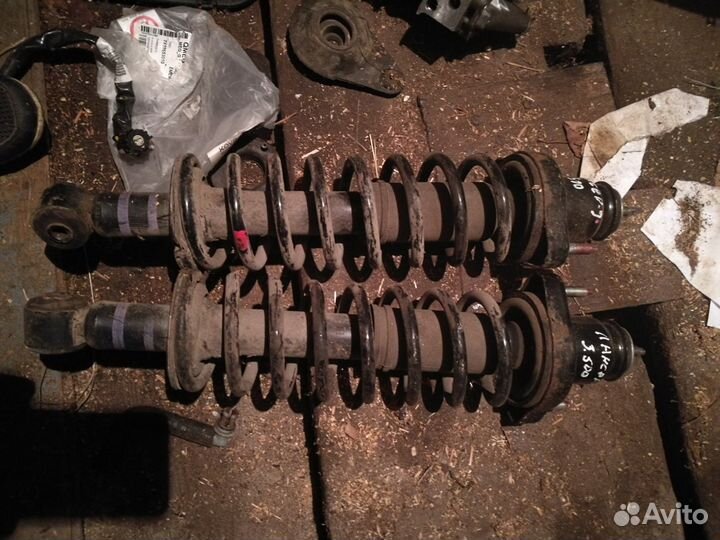 Mitsubishi Lancer IX стойка зад