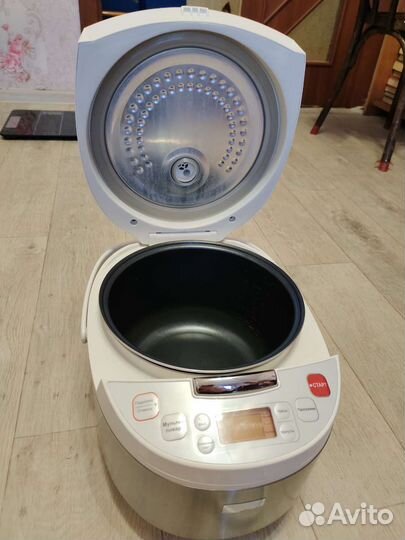 Мультиварка Polaris