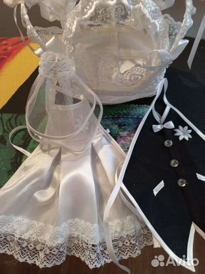 Свадебные аксессуары на бутылки