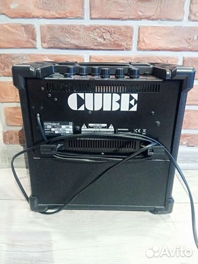 Комбо усилитель Roland Cube 15XL