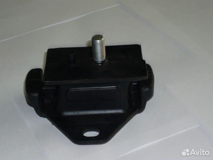 Для Toyota Land Cruiser подушка двигателя