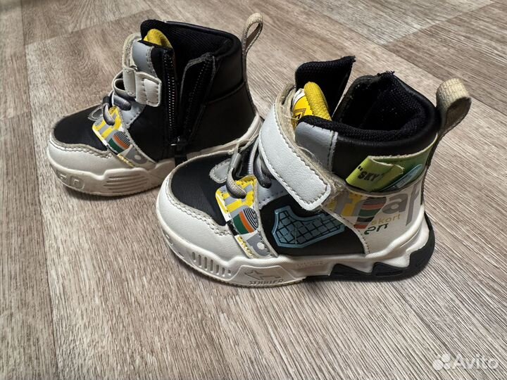 Ботинки детские 22