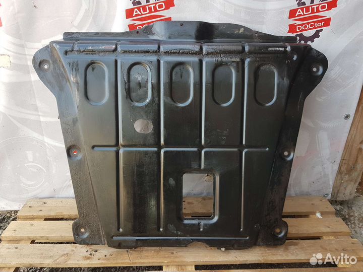 Защита двигателя Renault Duster 1 F4RA 2014