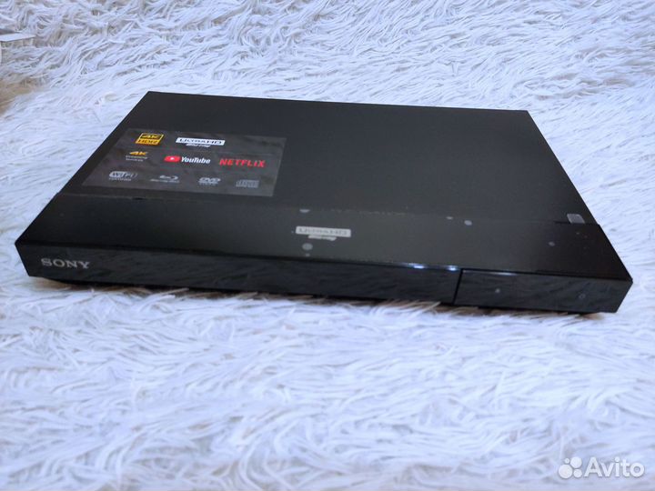 Sony ubp x700