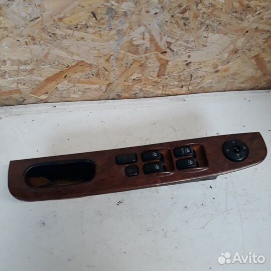 Блок управления стеклоподъемниками в сборе