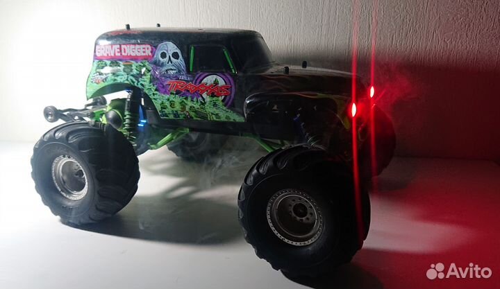 Радиоуправляемая модель traxxas grave digger 1/10