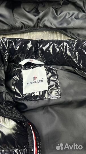 Жилетка moncler глянцевая