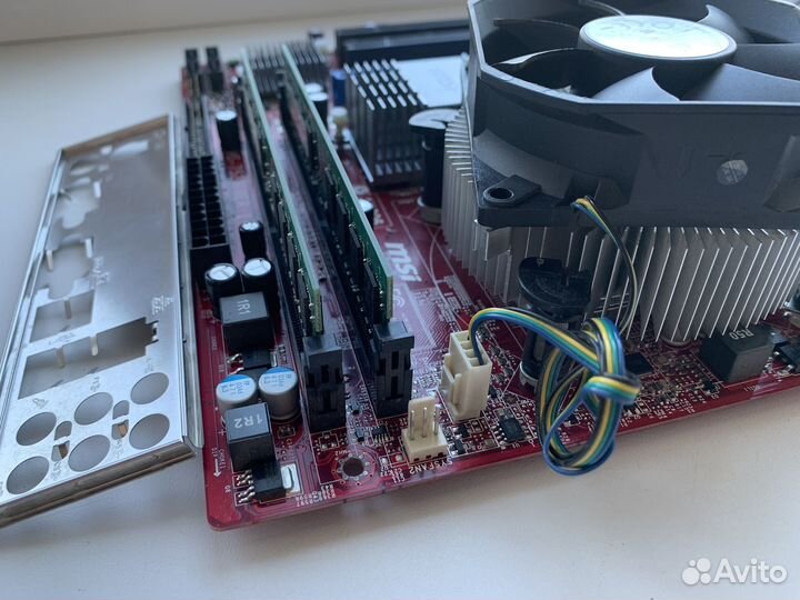 Материнская плата с процессором