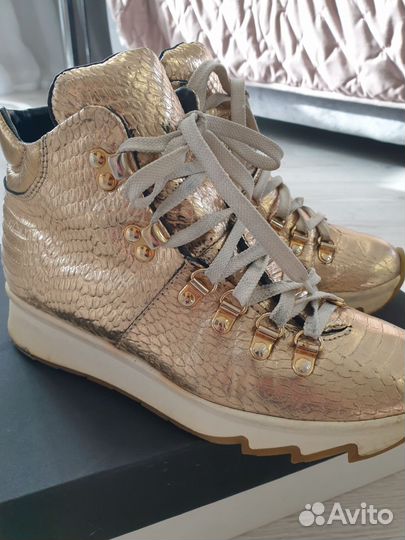 Ботинки осенние женские 37