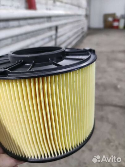 Воздушный фильтр ауди А4 B9 Новый
