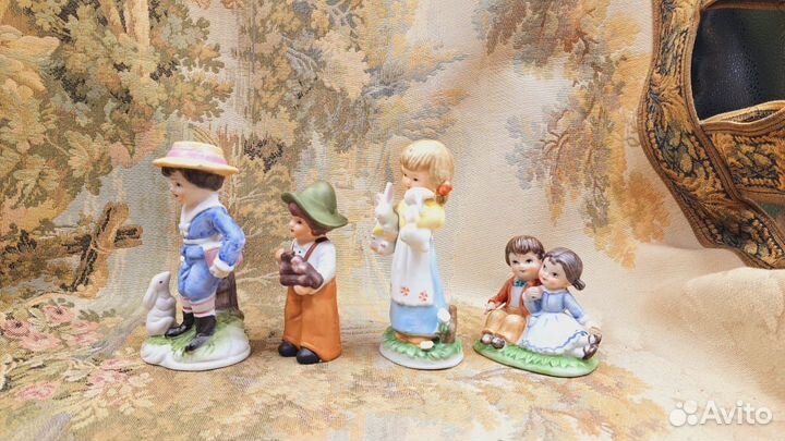 Фигурки детей фаянс, в стиле Capodimonte