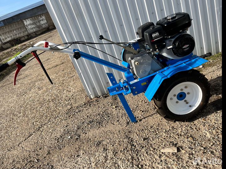 Мотоблок (американский двигатель Briggs&Stratton)