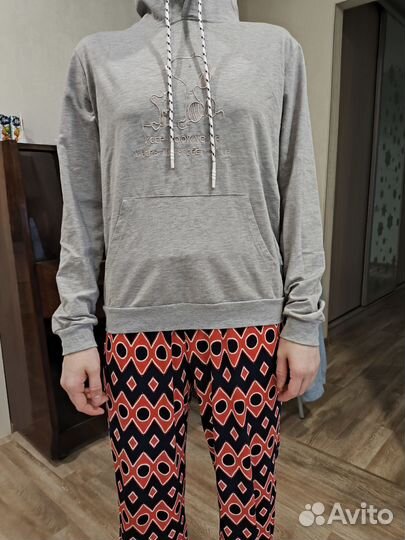 Рубашки, пиджак и худи