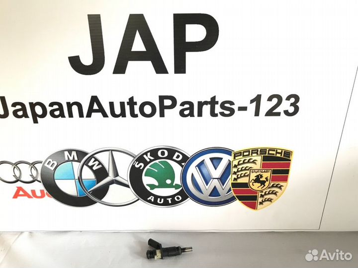 Форсунка инжекторная Mercedes-Benz Slk-280 R171