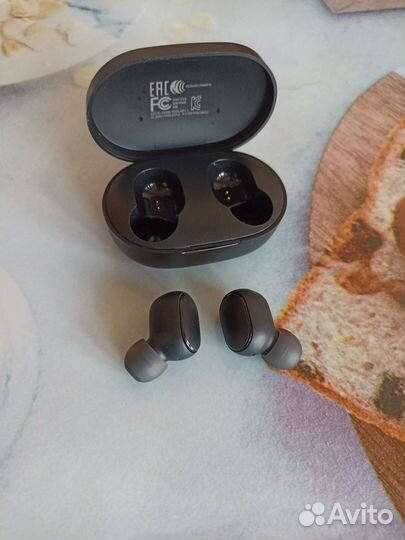 Наушники Xiaomi Earbuds Basic 2