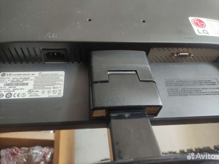 Монитор LG 21,5