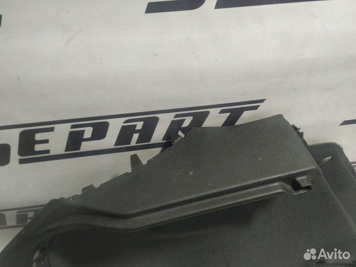 Обшивка багажника левая Audi S3 8P 2007—2011