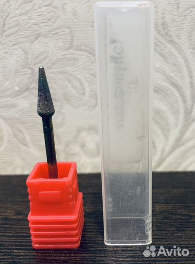 Для наращивания ногтей