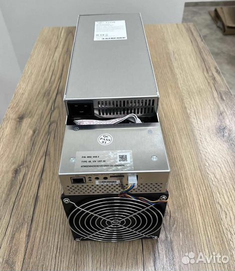 Асик WhatsMiner M50 120th/s