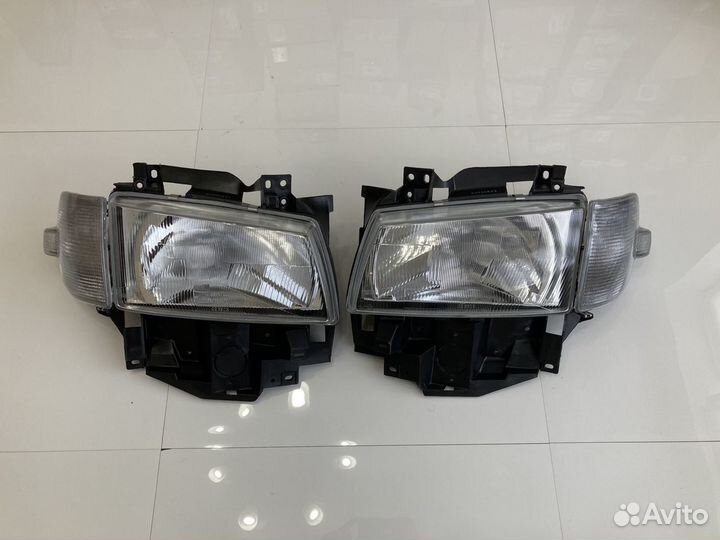 Фара (комплект) VW Transporter T4 (1996-2003)