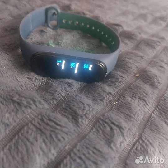 Часы xiaomi mi band 4