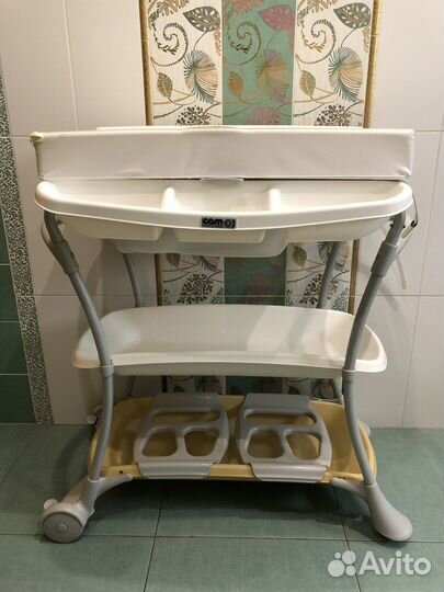 Пеленальный столик cam с ванночкой