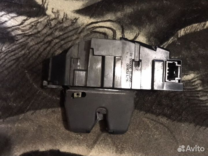 Замок багажника Пежо 308