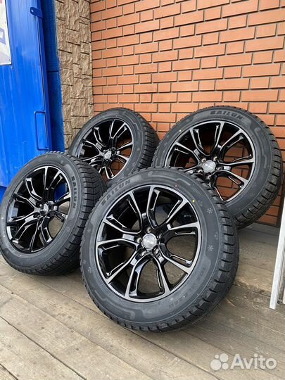 Новые колеса r20 Jeep Grand Cherokee