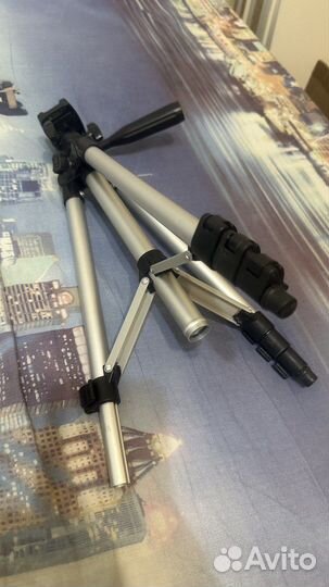 Штатив для фотоаппарата