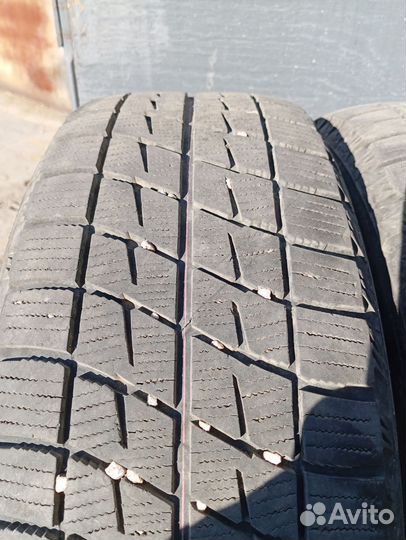 Bridgestone Ice Partner 215/60 R16 95T