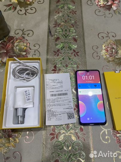 Телефон realme c 35