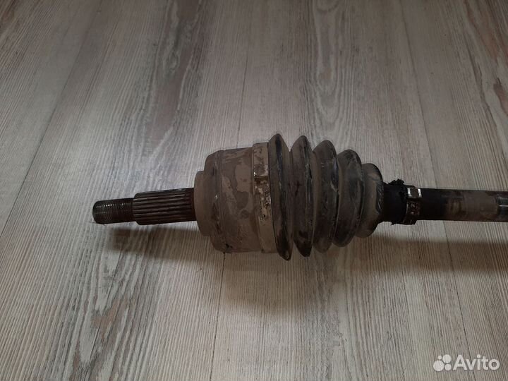 Привод подвески колеса Renault megane 3 Лев