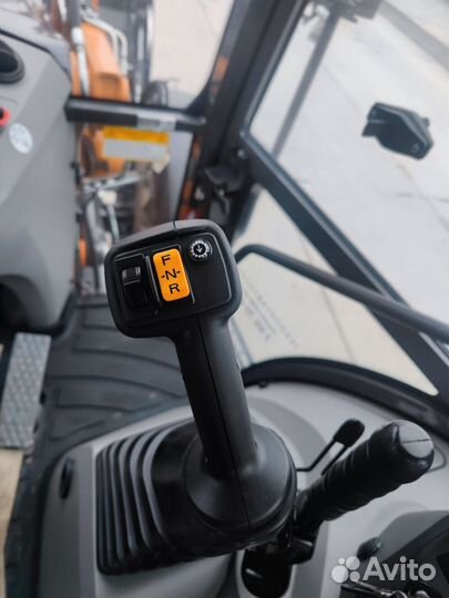 Экскаватор-погрузчик CASE 695 SV, 2024