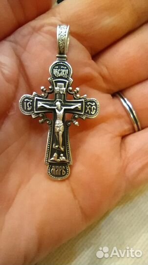 Серебряный крестик